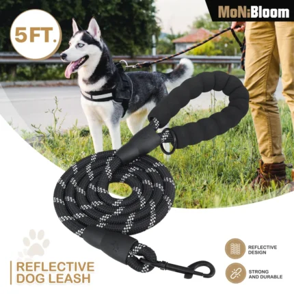 Amazon Basics Round Dog Leash, Heavy Duty, Durable Rope for Small, Medium, and Large Dogs, Lightweight Design for Walking, Training, and Outdoor Activities, Black, 4 Ft