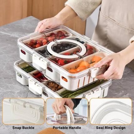 Portable snackle box