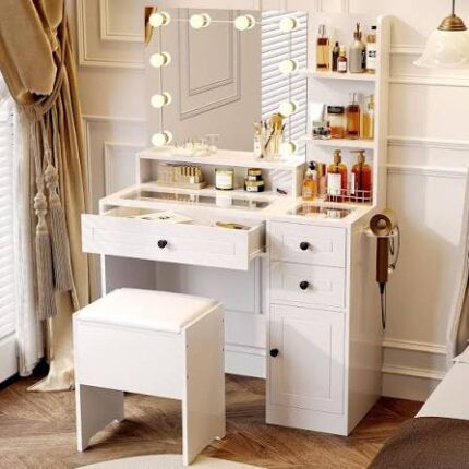 Small Vanity Desk with Mirror